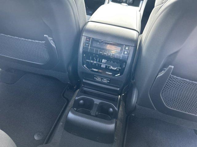 new 2025 Jeep Grand Cherokee L car