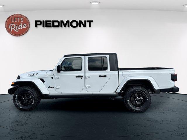 new 2025 Jeep Gladiator car