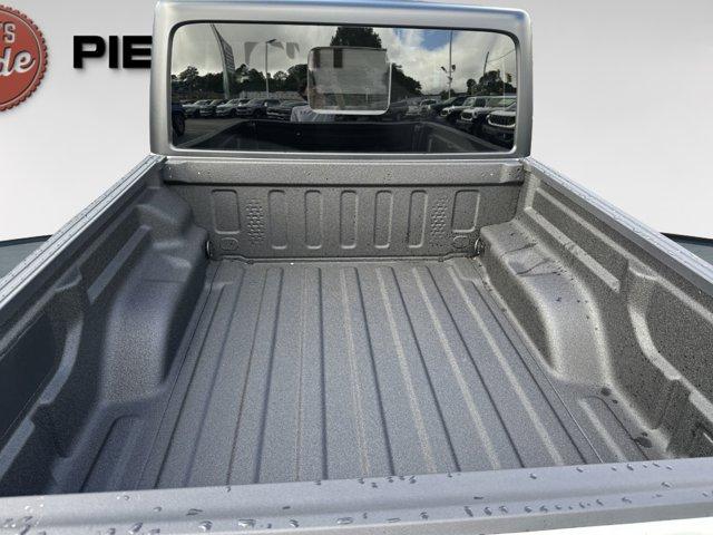 new 2025 Jeep Gladiator car