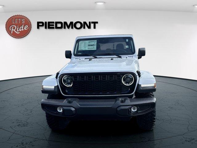 new 2025 Jeep Gladiator car