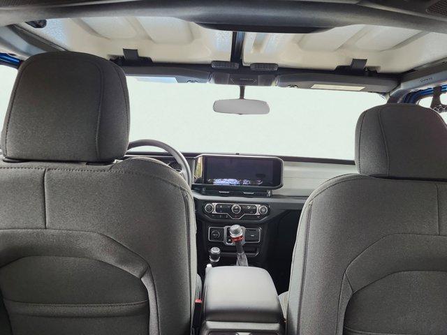 new 2025 Jeep Wrangler car
