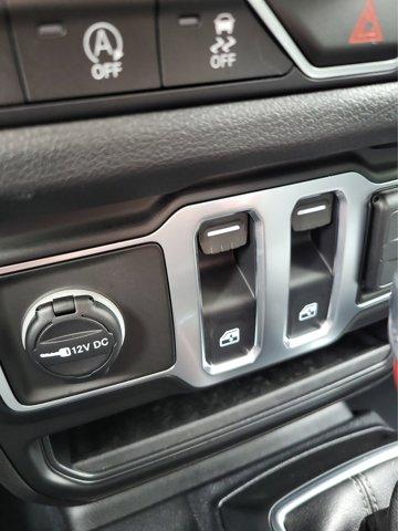 new 2025 Jeep Wrangler car