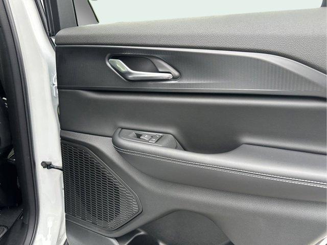 new 2025 Jeep Grand Cherokee car