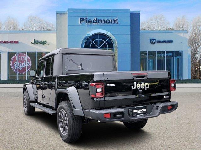 new 2023 Jeep Gladiator car