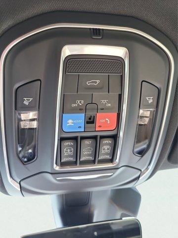new 2025 Jeep Grand Cherokee car