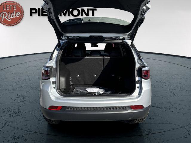 new 2025 Jeep Compass car