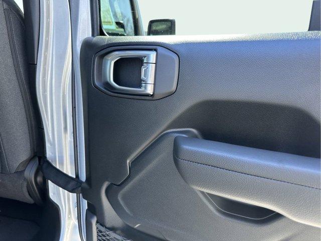 new 2024 Jeep Wrangler car
