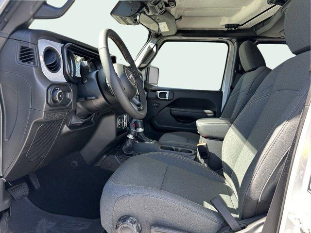 new 2024 Jeep Wrangler car