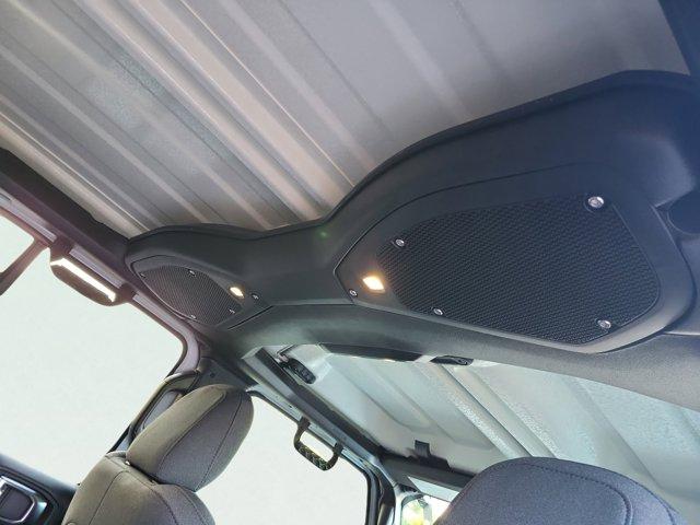 new 2025 Jeep Gladiator car