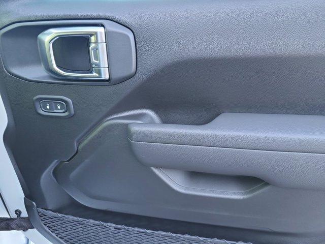 new 2025 Jeep Gladiator car