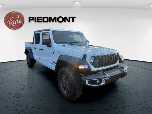 new 2025 Jeep Gladiator car