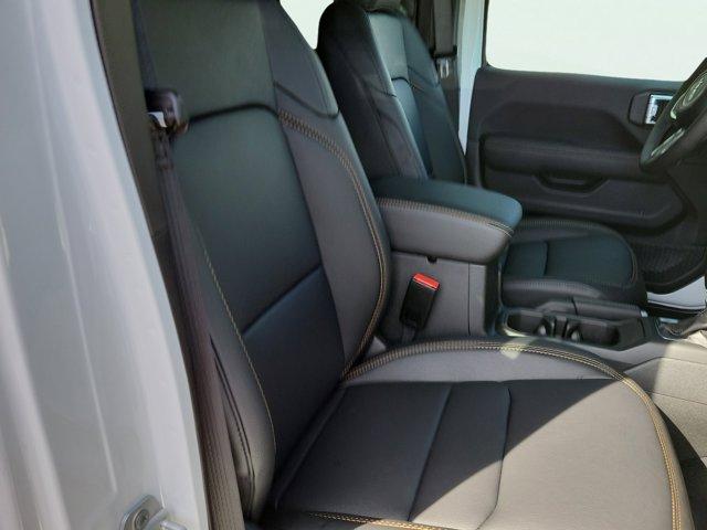 new 2025 Jeep Wrangler car