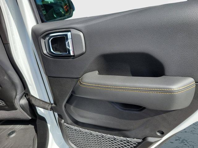new 2025 Jeep Wrangler car