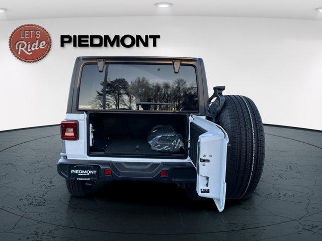 new 2024 Jeep Wrangler car