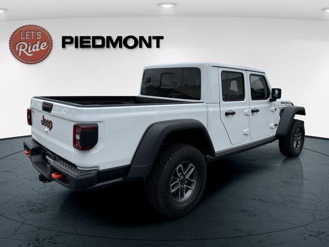 new 2025 Jeep Gladiator car