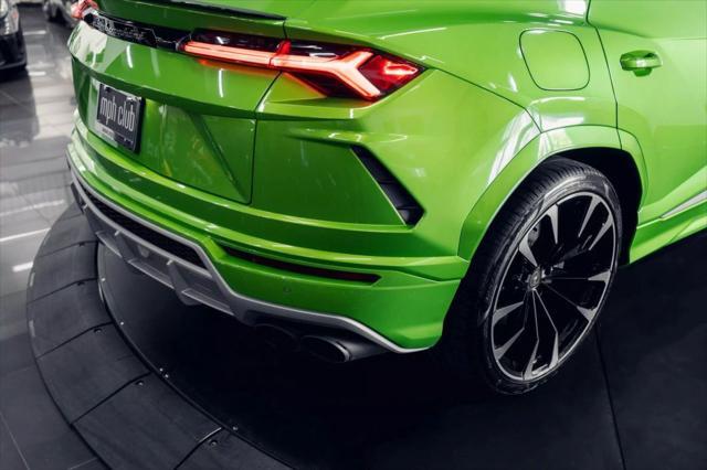 used 2021 Lamborghini Urus car, priced at $210,000