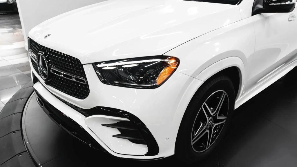 used 2025 Mercedes-Benz GLE 450 car, priced at $75,000