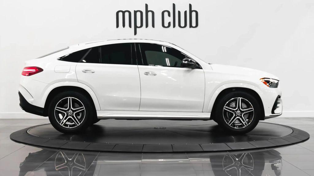 used 2025 Mercedes-Benz GLE 450 car, priced at $75,000