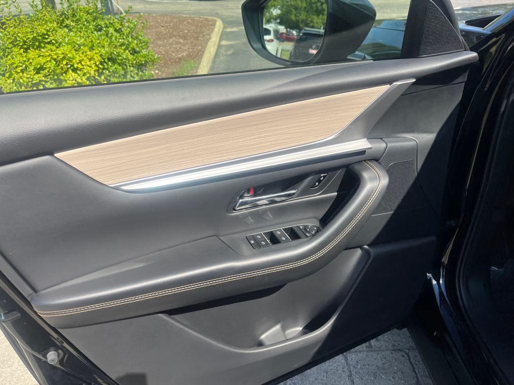 new 2025 Mazda CX-90 car, priced at $39,291