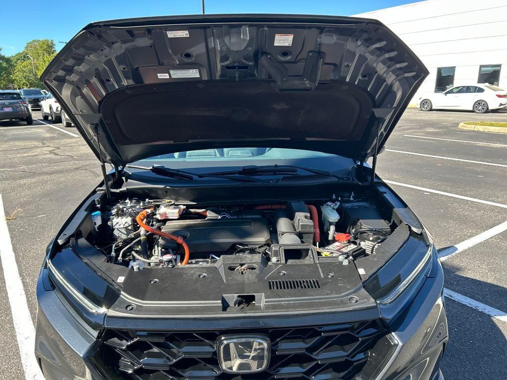 used 2024 Honda CR-V Hybrid car, priced at $32,385