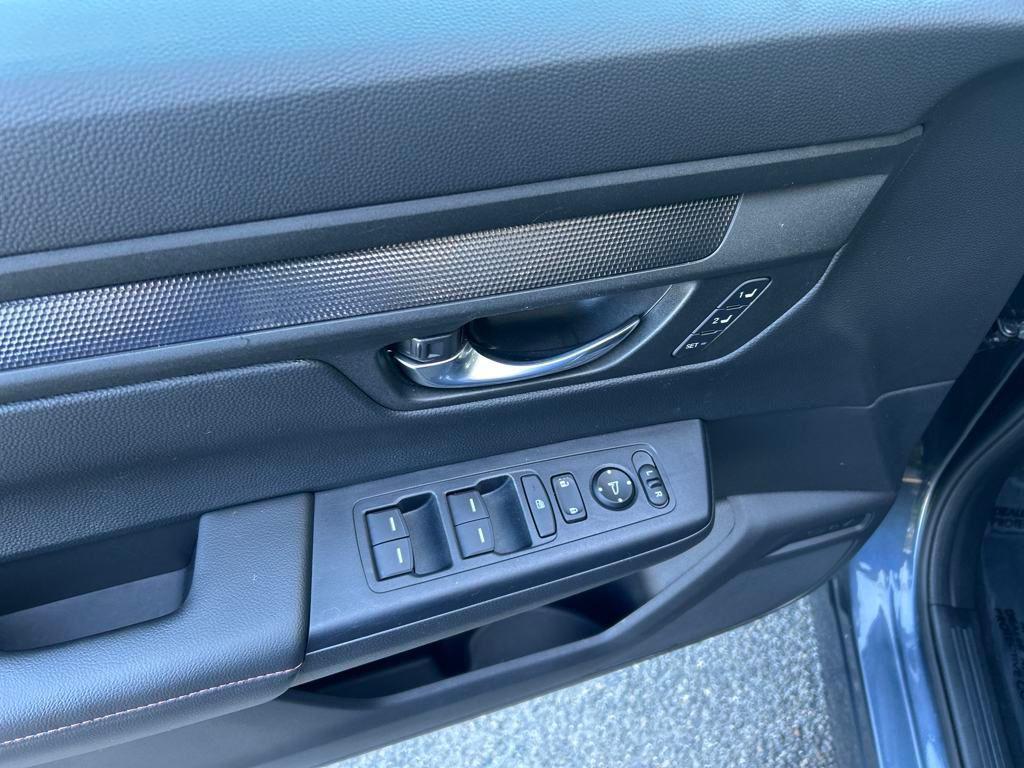 used 2024 Honda CR-V Hybrid car, priced at $33,628
