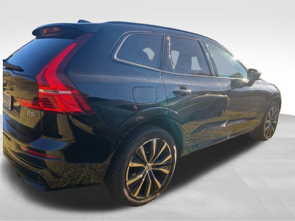 used 2024 Volvo XC60 car, priced at $32,837