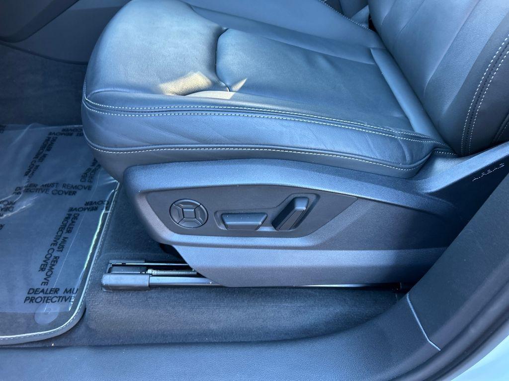 used 2025 Audi Q7 car, priced at $52,734
