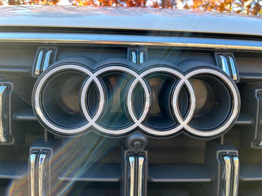 used 2025 Audi Q7 car, priced at $52,734