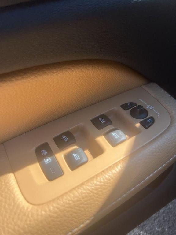 used 2020 Volvo V60 Cross Country car, priced at $25,363