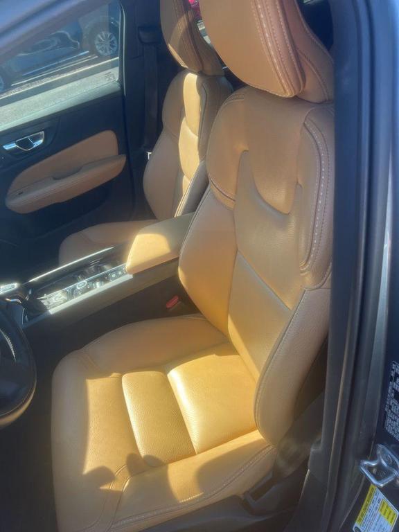 used 2020 Volvo V60 Cross Country car, priced at $25,363