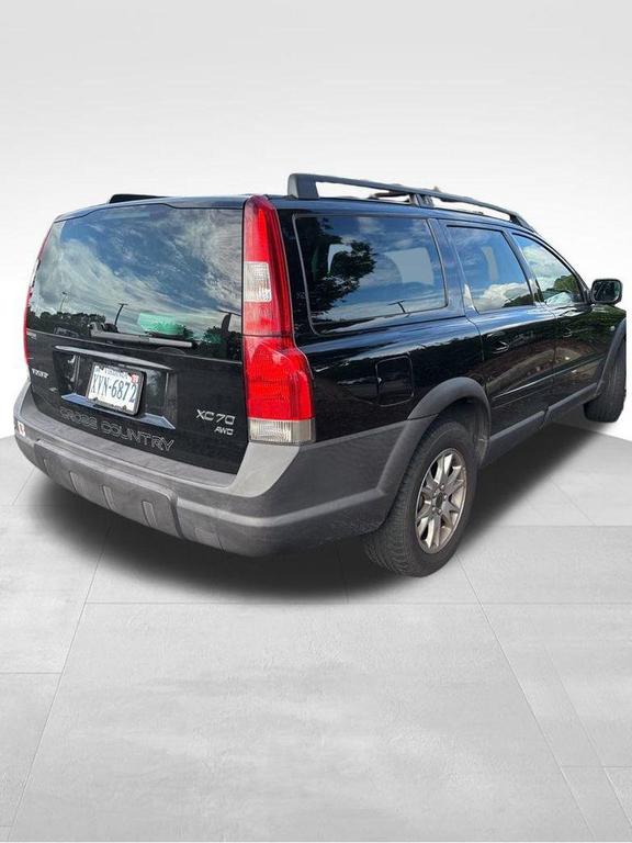 used 2004 Volvo XC70 car, priced at $5,995