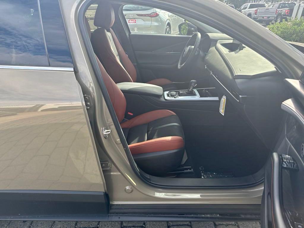 new 2024 Mazda CX-30 car, priced at $28,214