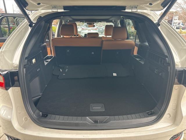 new 2025 Mazda CX-70 car, priced at $55,530