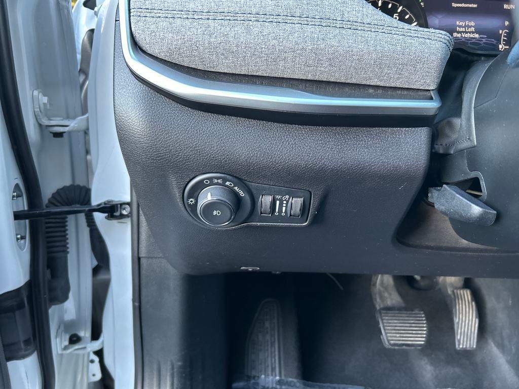 used 2024 Jeep Compass car, priced at $20,231