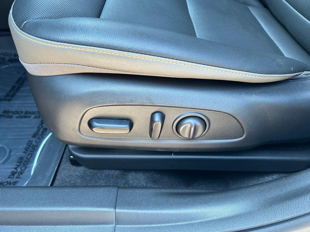 used 2024 Chevrolet Trax car, priced at $23,274