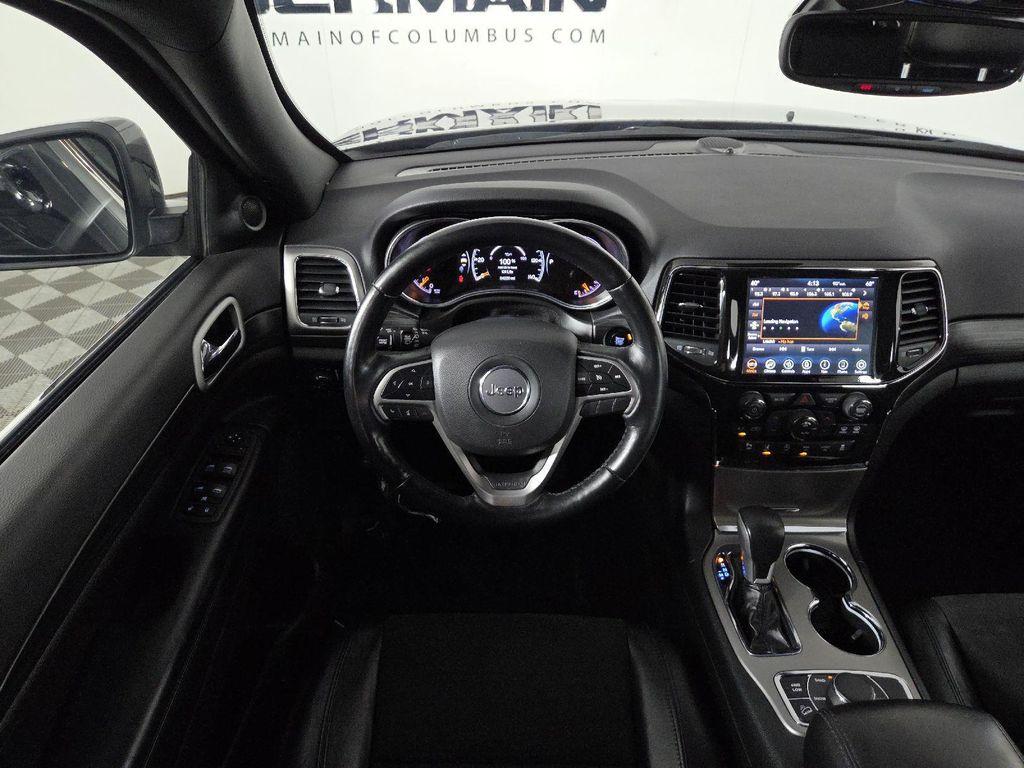 used 2022 Jeep Grand Cherokee car, priced at $28,777