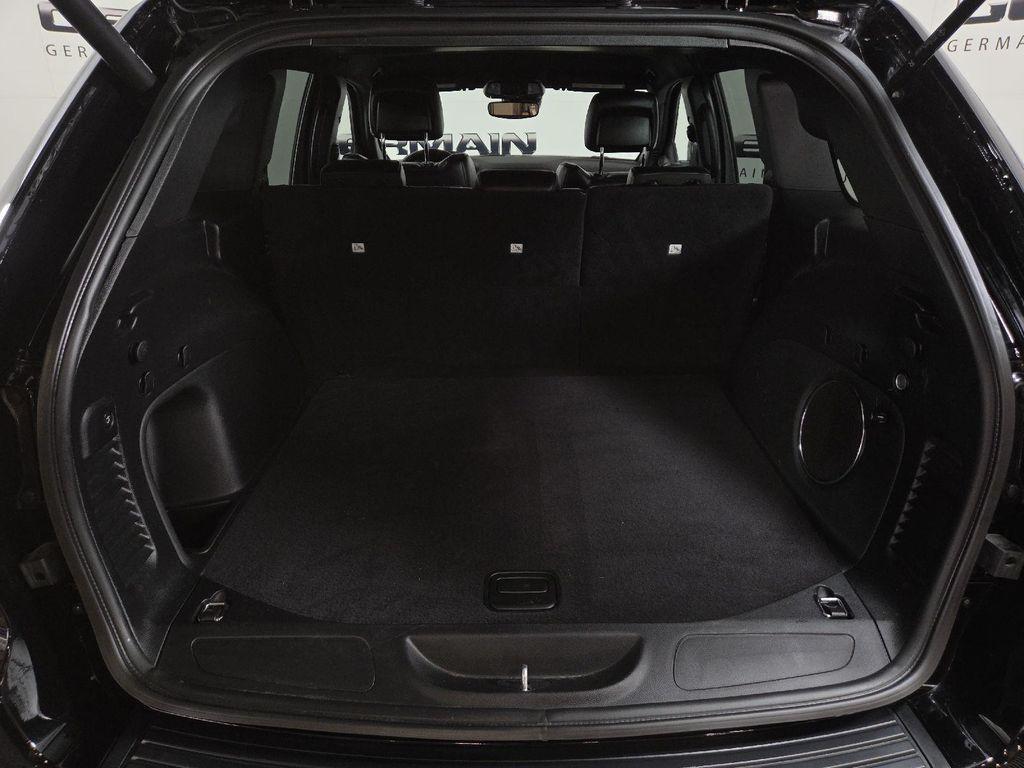 used 2022 Jeep Grand Cherokee car, priced at $28,777