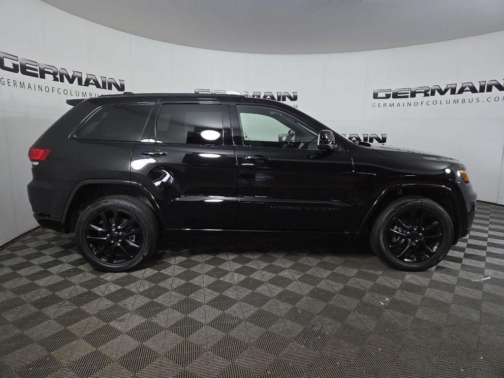 used 2022 Jeep Grand Cherokee car, priced at $28,777