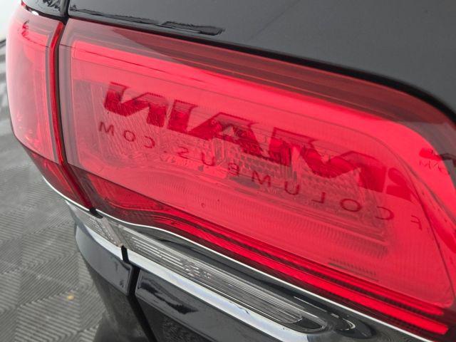 used 2017 Jeep Grand Cherokee car, priced at $11,884