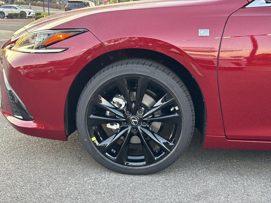 new 2025 Lexus ES 300h car, priced at $51,858