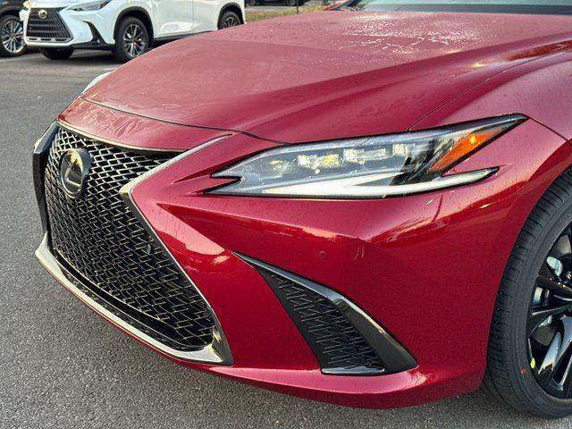 new 2025 Lexus ES 300h car, priced at $51,858