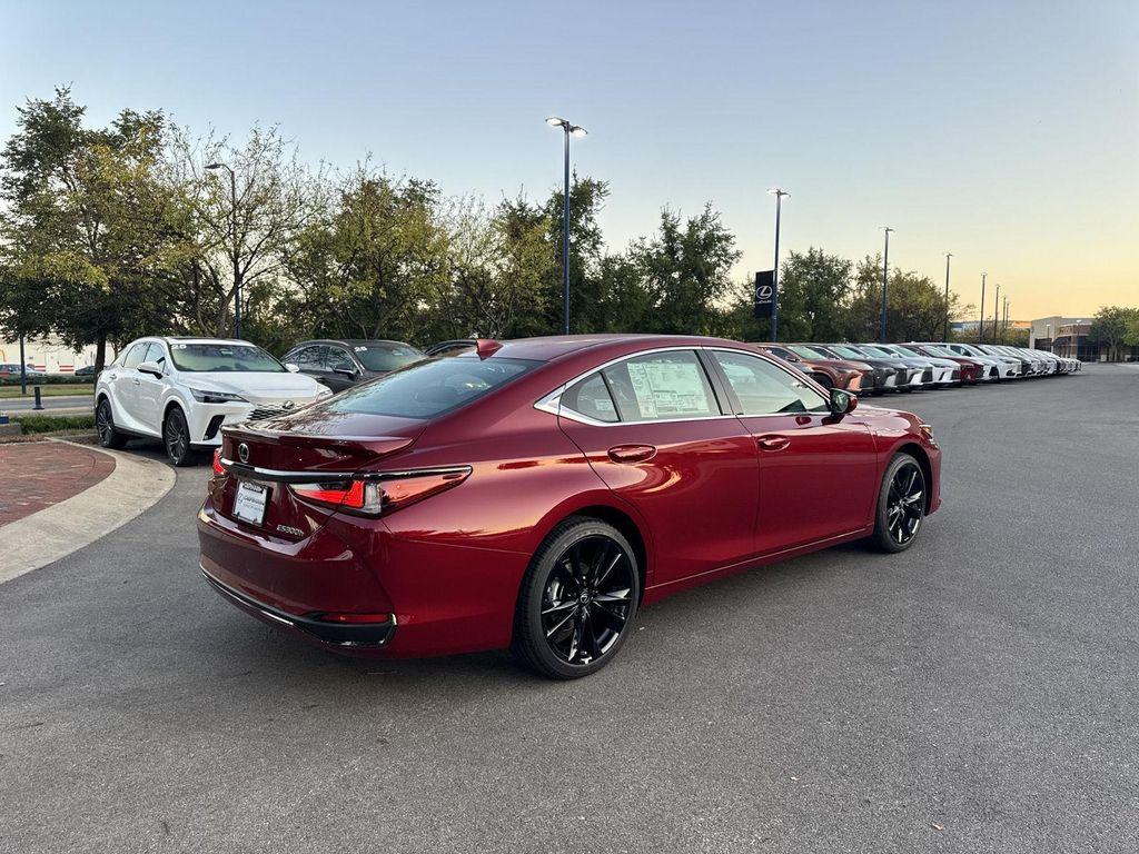 new 2025 Lexus ES 300h car, priced at $51,858