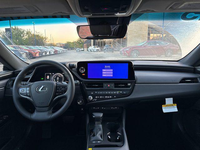 new 2025 Lexus ES 300h car, priced at $51,858