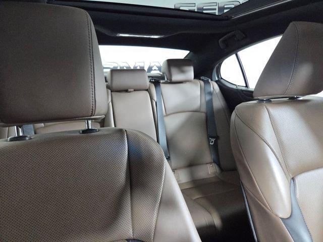 used 2023 Lexus ES 350 car, priced at $39,091