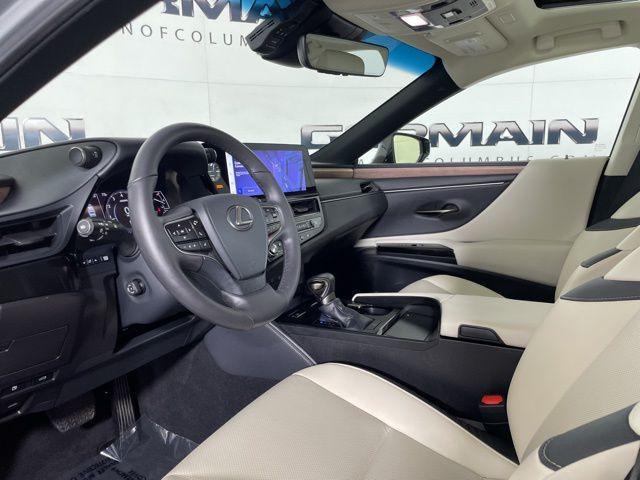 used 2024 Lexus ES 250 car, priced at $41,892
