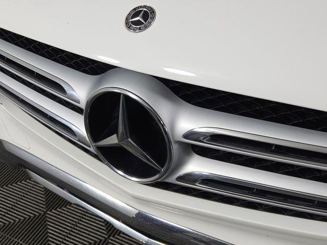 used 2018 Mercedes-Benz GLC 300 car, priced at $19,862