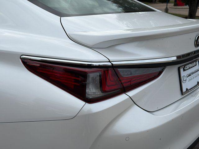 new 2025 Lexus ES 350 car, priced at $54,566