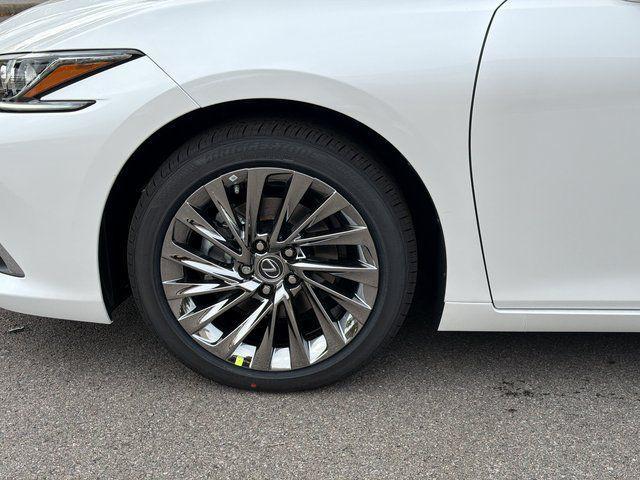 new 2025 Lexus ES 350 car, priced at $54,566