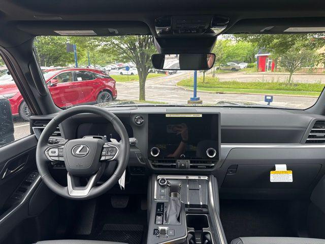 new 2025 Lexus GX 550 car, priced at $74,261