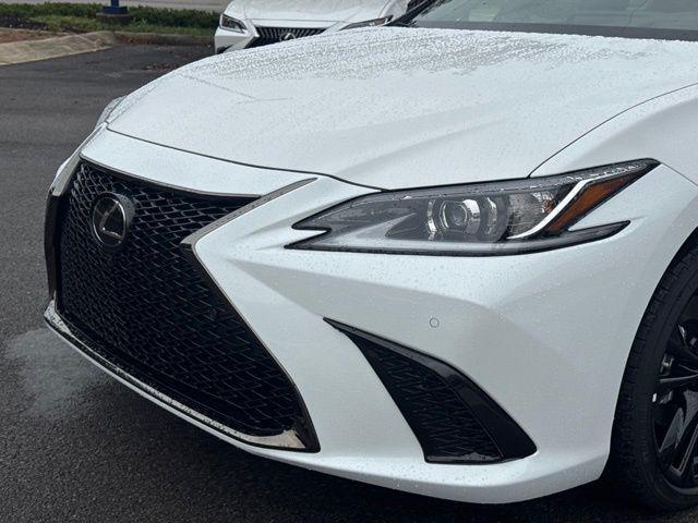 new 2025 Lexus ES 350 car, priced at $55,319